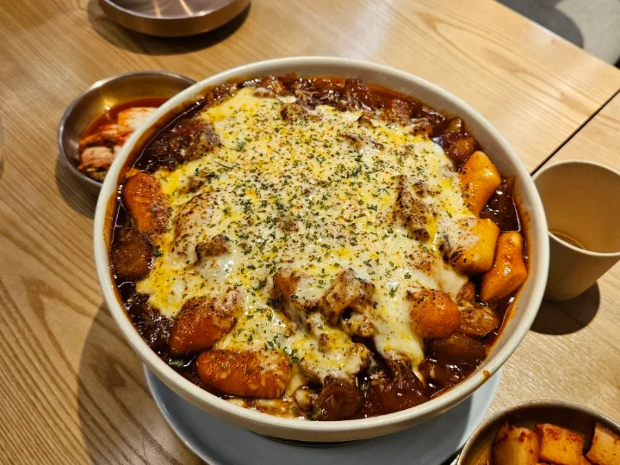 해정집 기본찬 배추김치와 깍두기