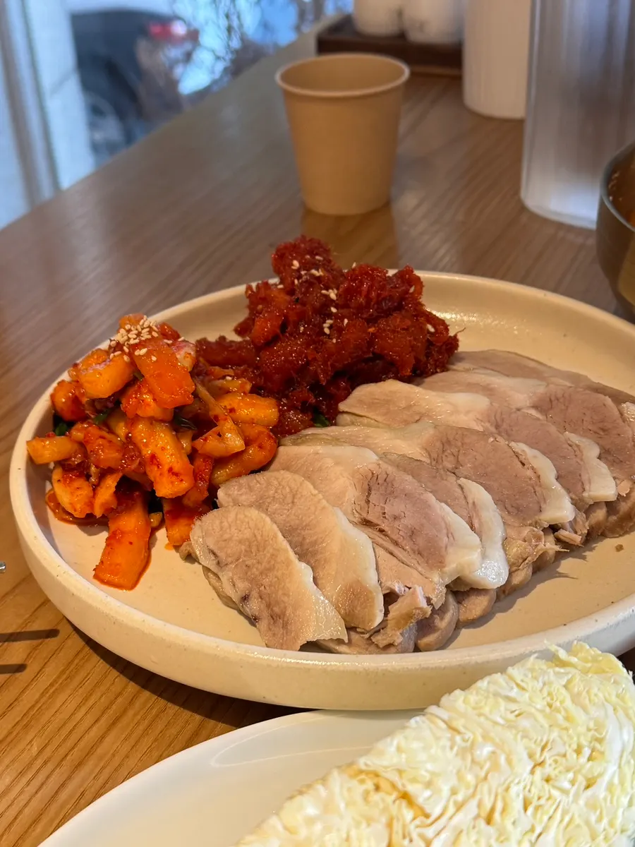 Pollack sashimi piled up like a mountain