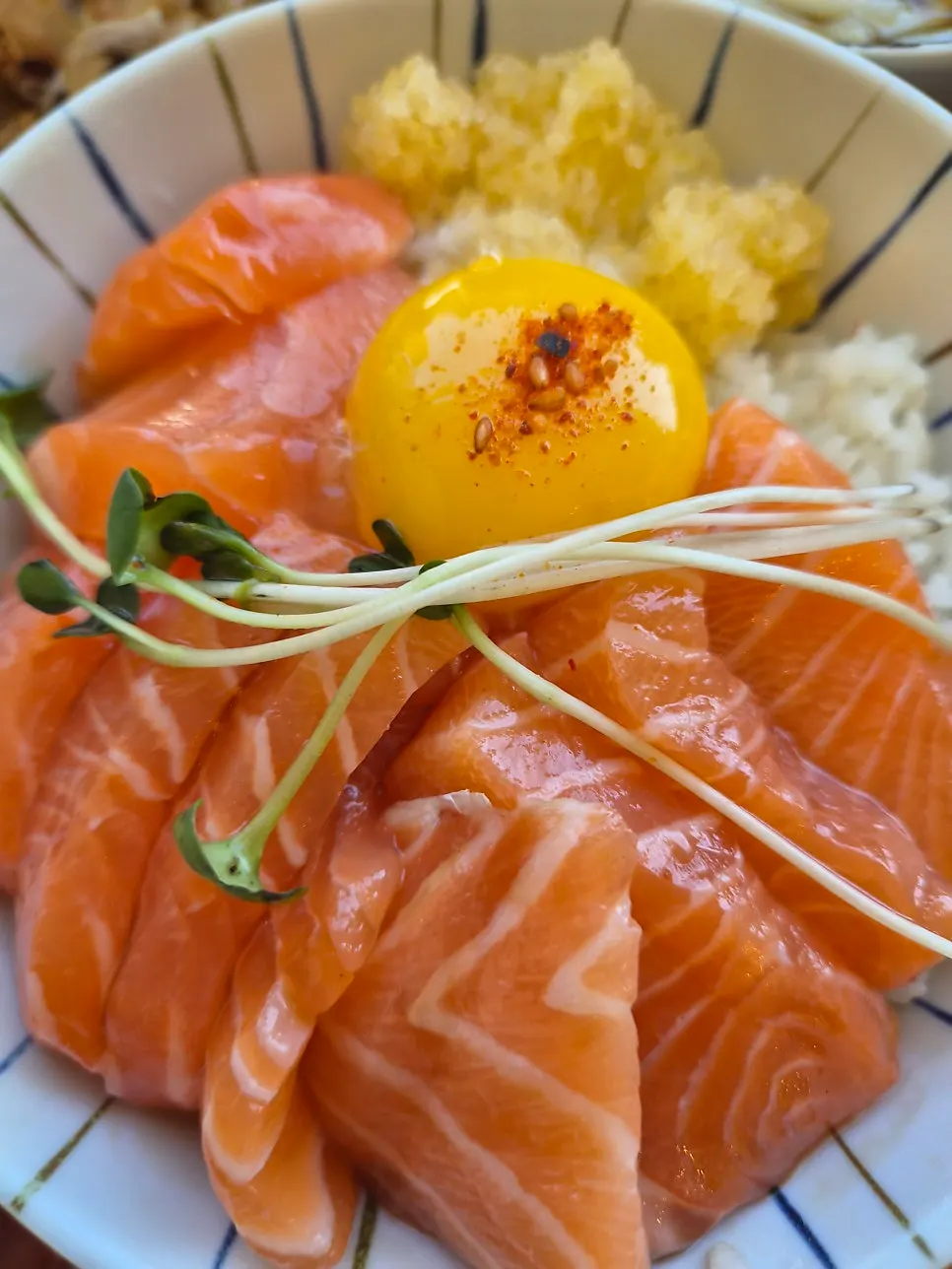 Main dish: a bowl of salmon rice bowl