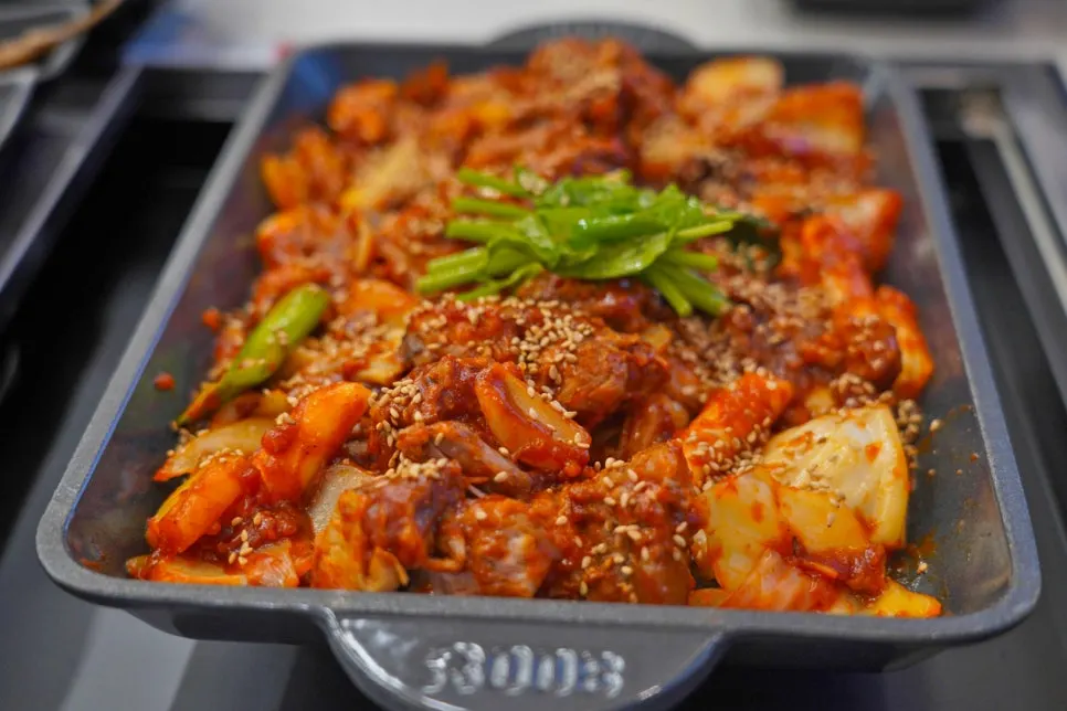 Close-up of spicy braised ribs stir-fried in sauce