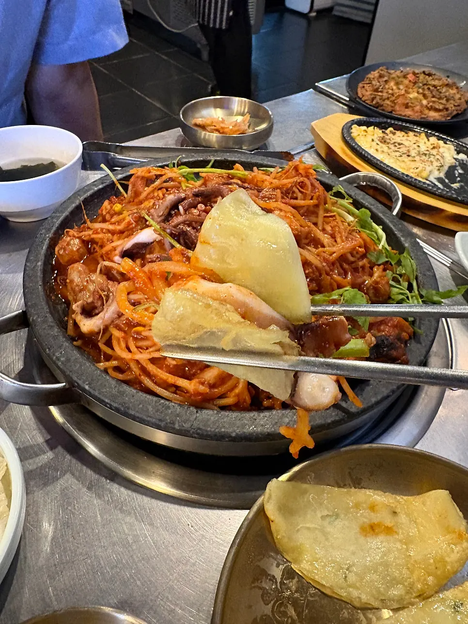 A chopstick's worth of agujjim