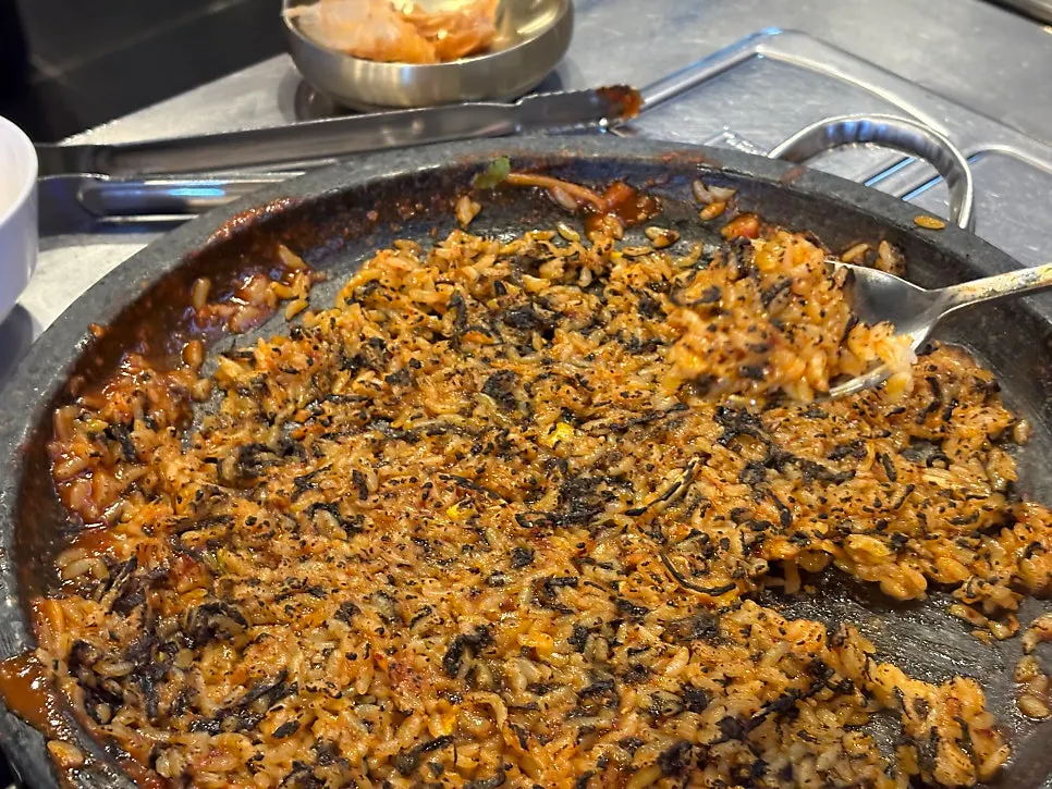 Close-up of the finished spicy fried rice