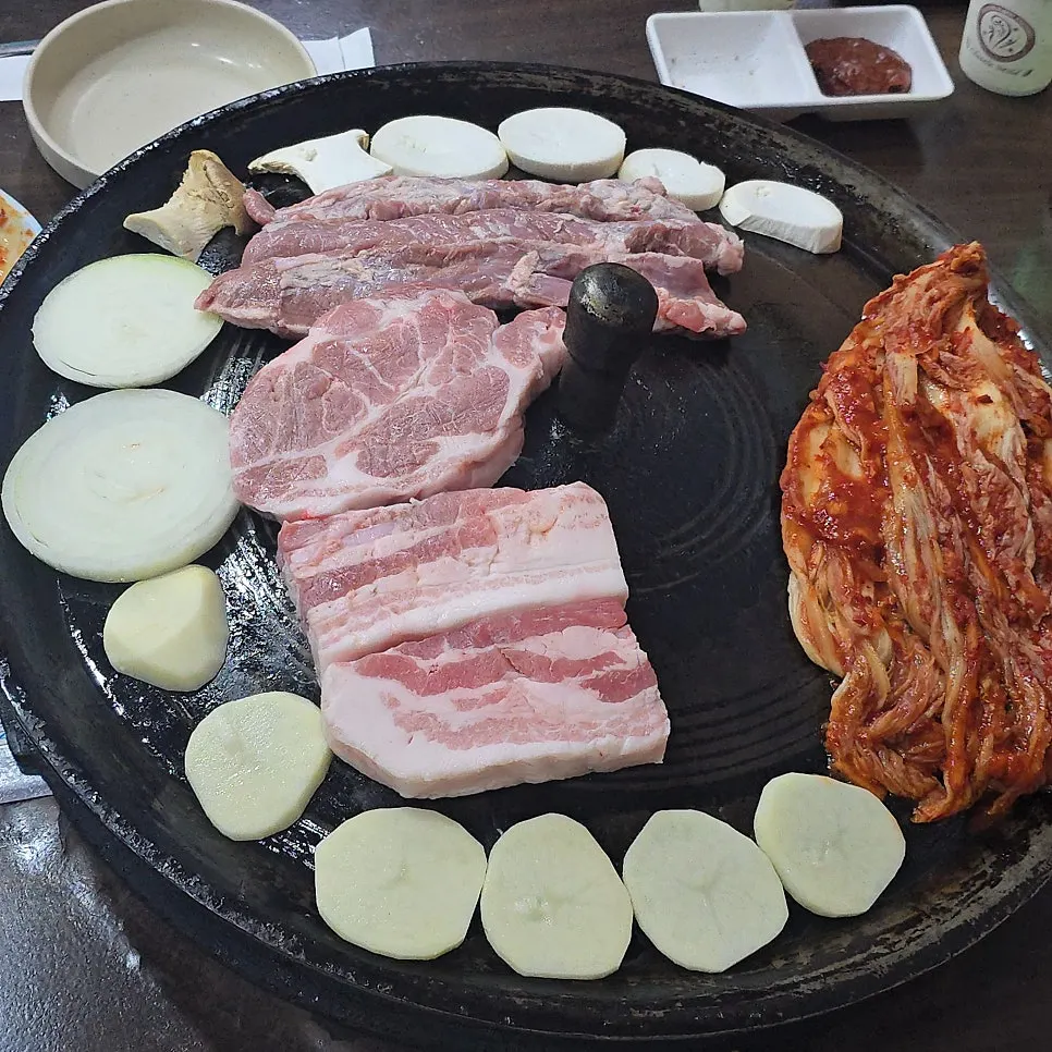 Menu photo introducing beef and pork options