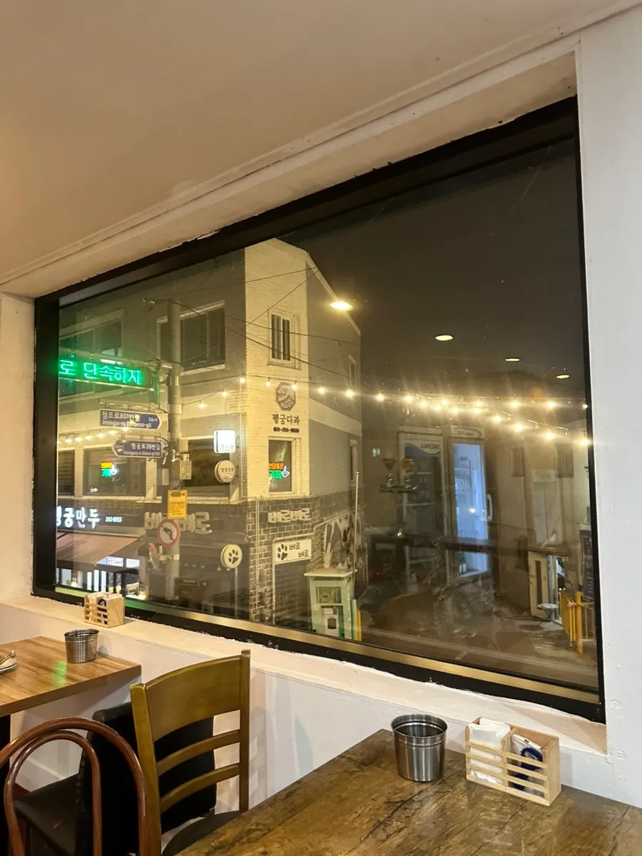 2nd-floor window seat overlooking the Haenggung-dong alleyways