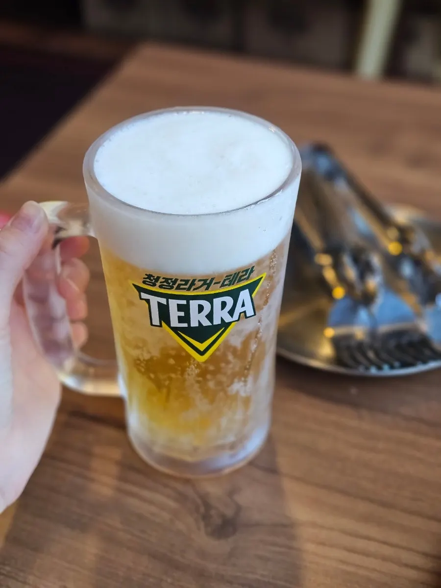 Terrace atmosphere before ordering