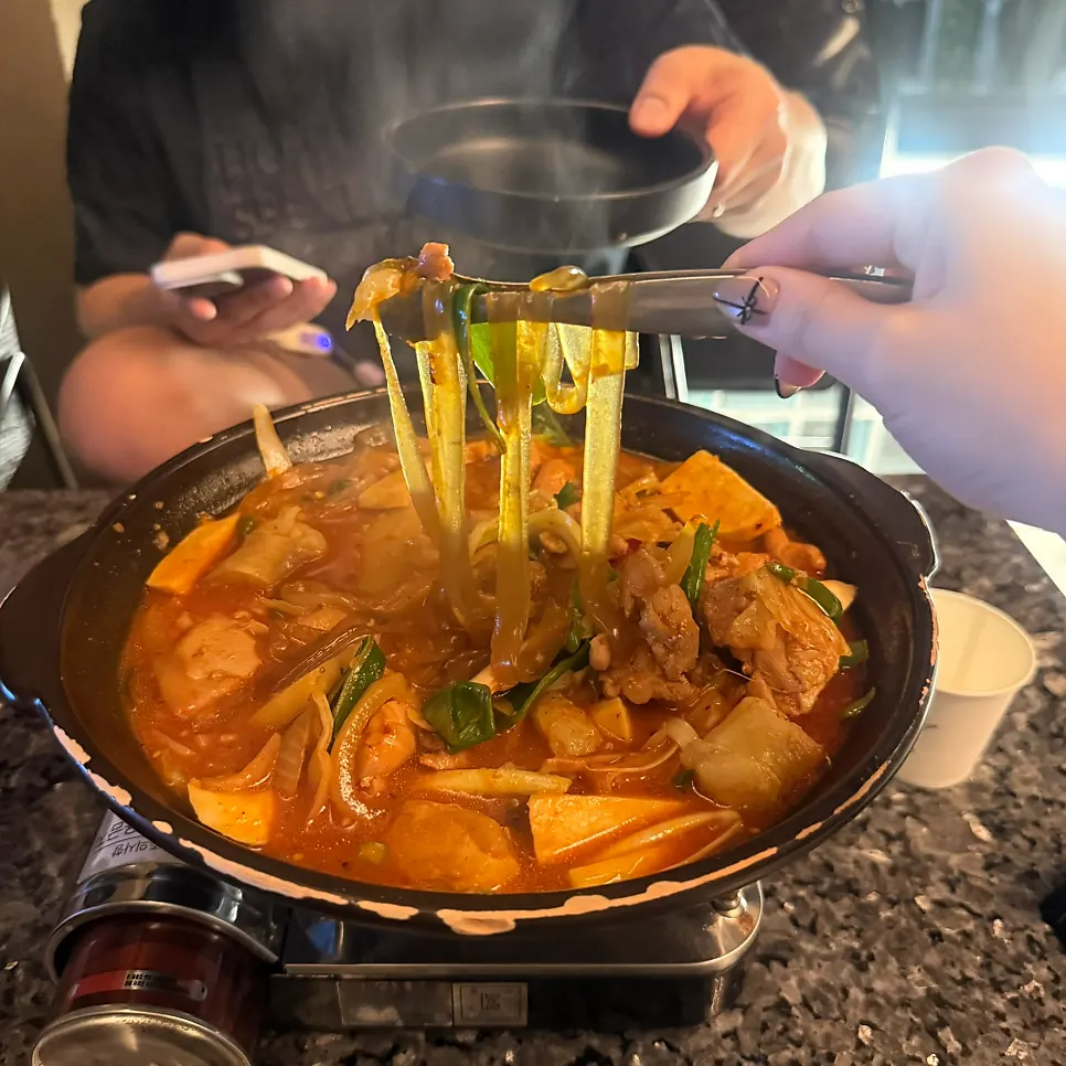 Korean beef daedoritang with its broth deepening