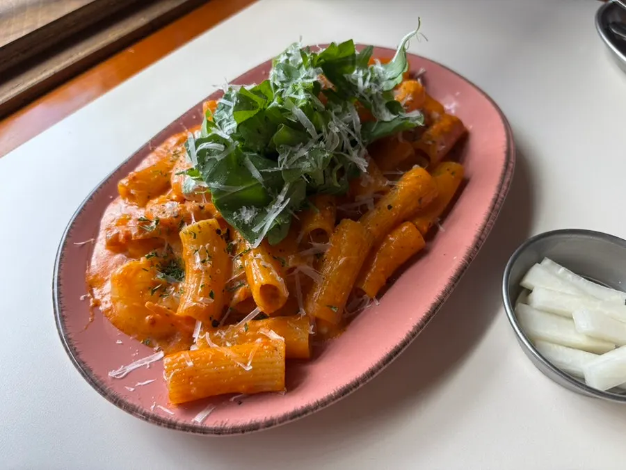 A plate of shrimp rosé pasta