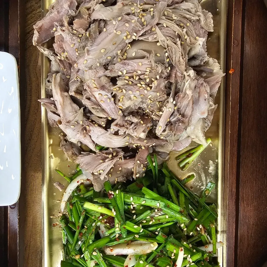 Information about duck meat and hwangchil