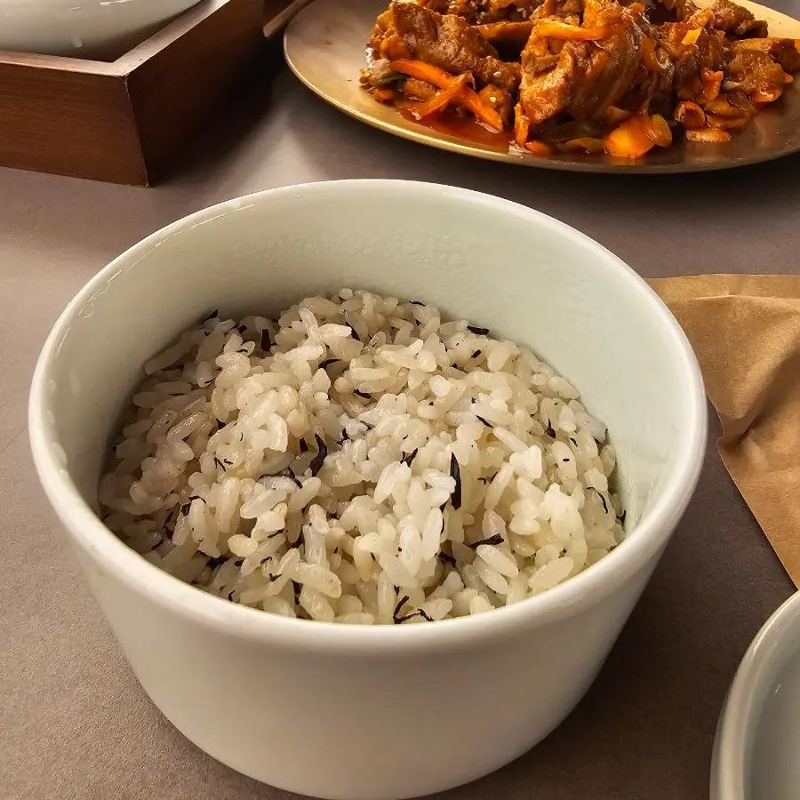 Unlimited rice refills with the set meal