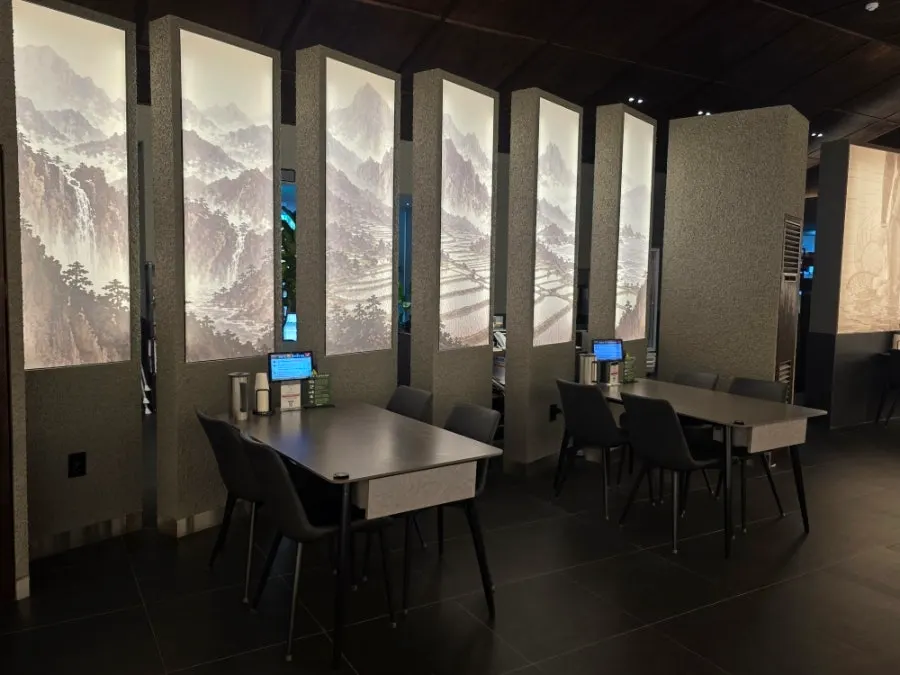 Wide open hall at Haenon Miyeok Ilsan Direct Branch with no private rooms