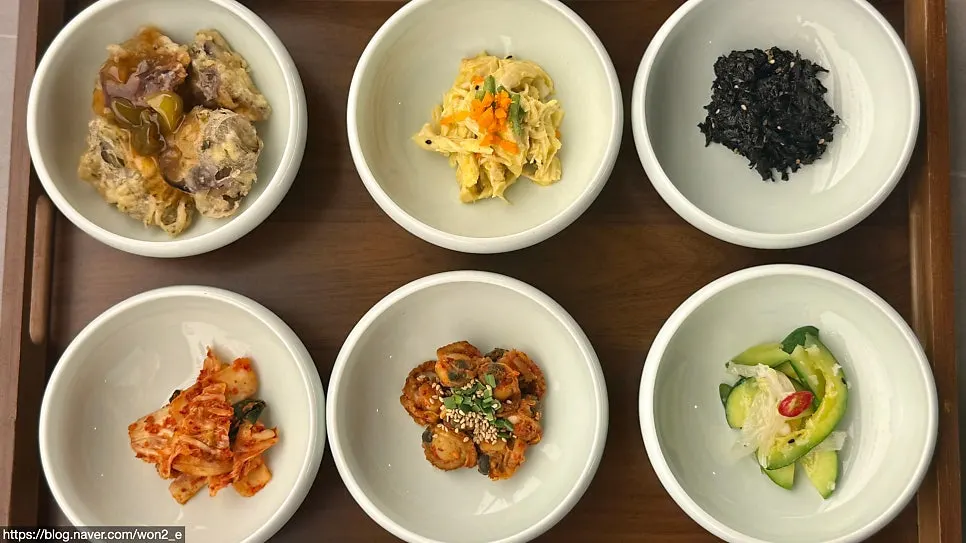 ヘノンミヨック一山直営店 わかめスープ定食のメイン画像
