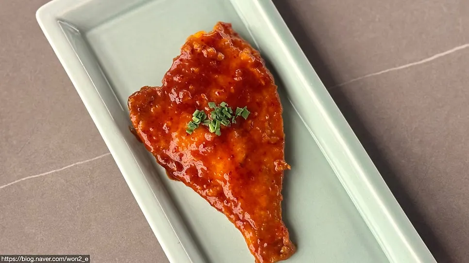 コチュジャン味付けのカレイのおかず