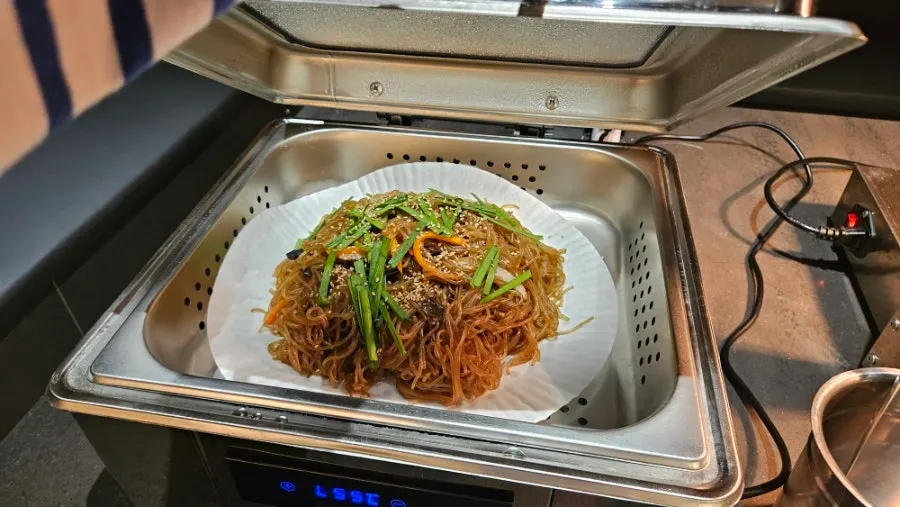 Cockle salad side dish at the self-serve bar