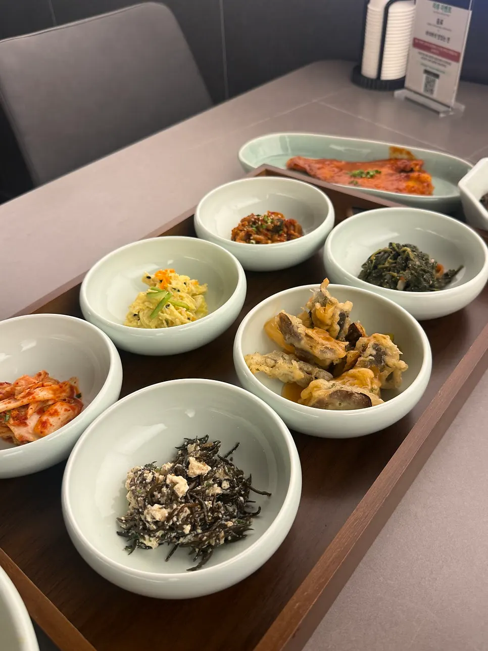 Side dish spread at Haenon Miyeok