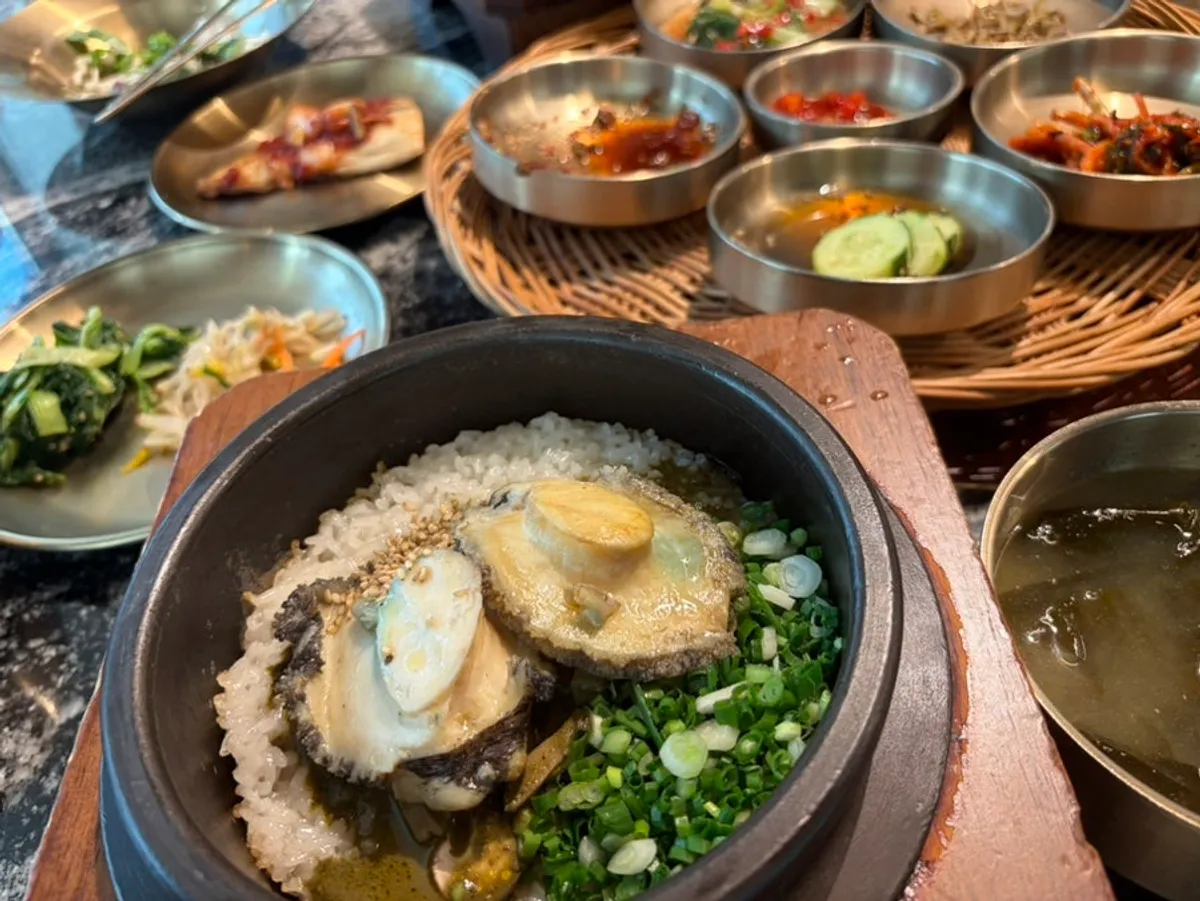 Wando Sea Woman Abalone Sotbap topped with abalone