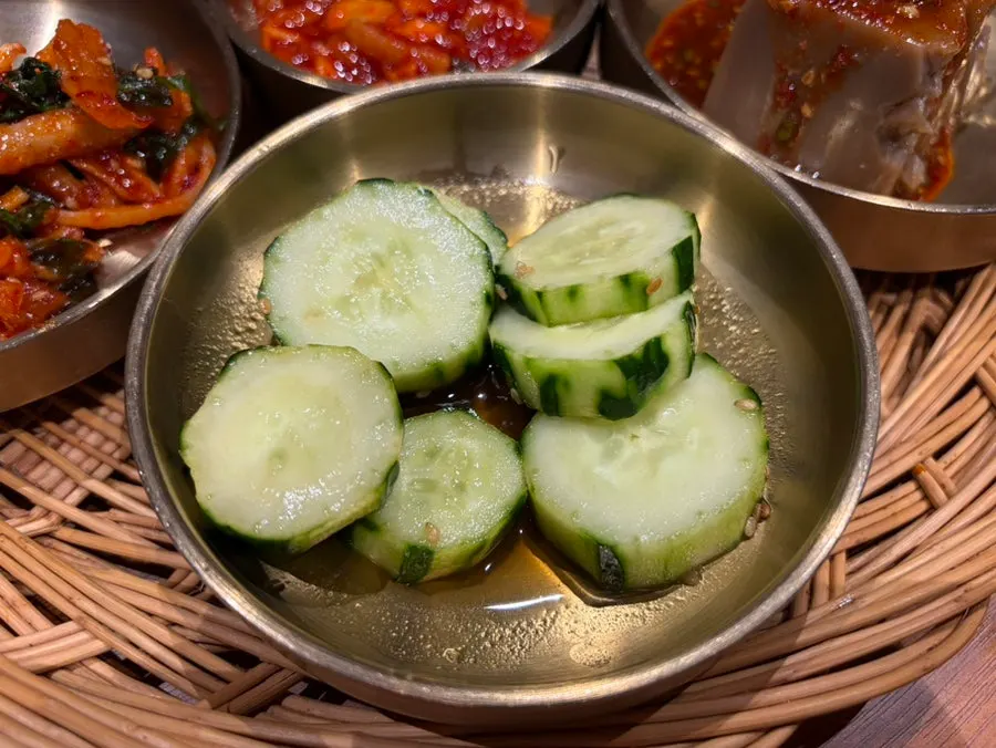 해녀솥밥 밑반찬 클로즈업
