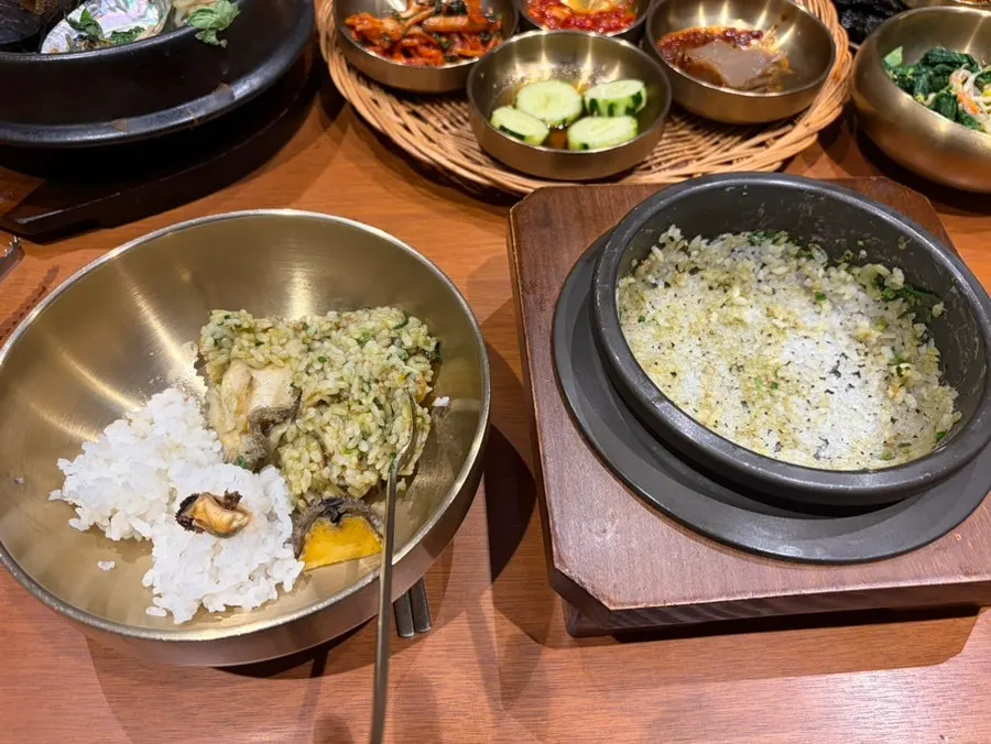 비벼 먹는 전복 내장 솥밥