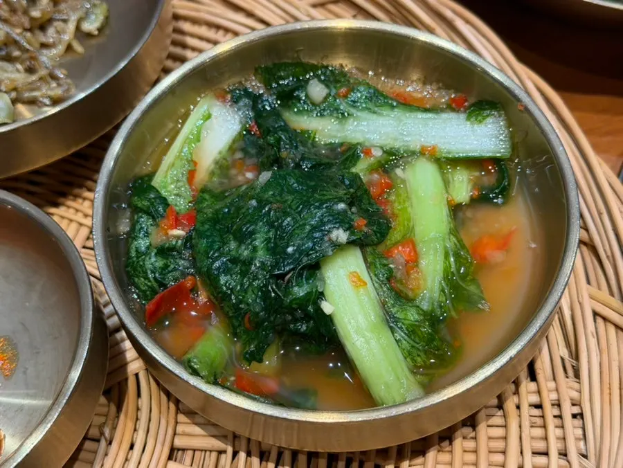 Mushroom tangsuyuk side dish at Haenyeo Sotbap