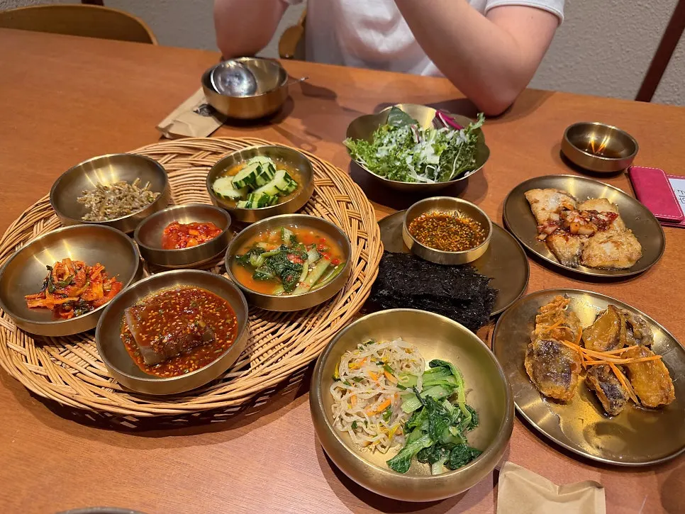 Haenyeo Sotbap neatly arranged basic banchan spread