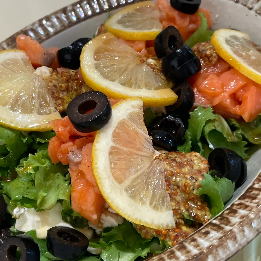 Salmon and cream cheese in the salmon tofu salad