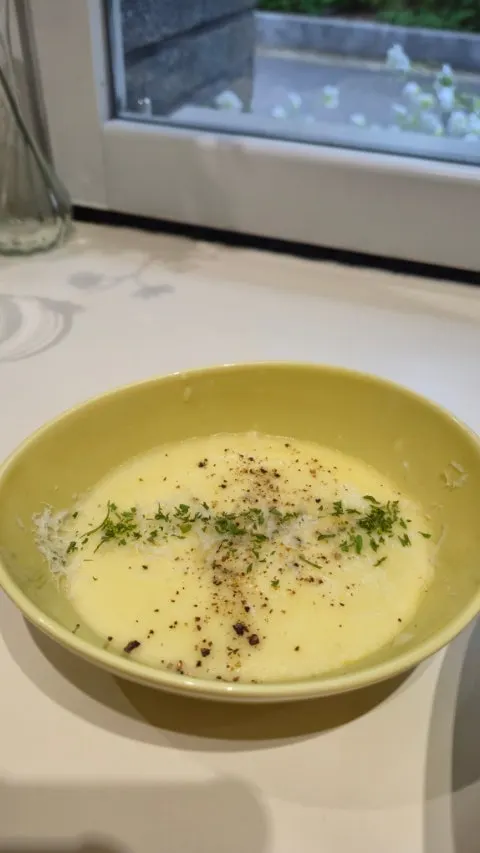 Cabbage and radish pickles served alongside the meal