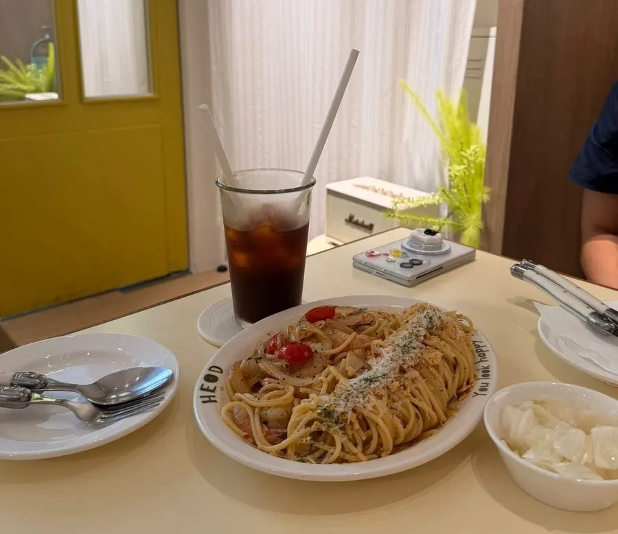해옫 마포 브런치 테이블 풍경