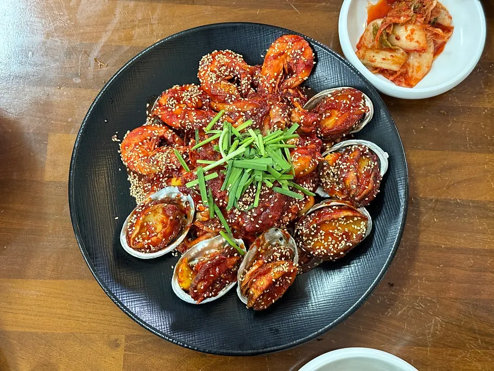 해상궁 전복낙지볶음 전체 모습
