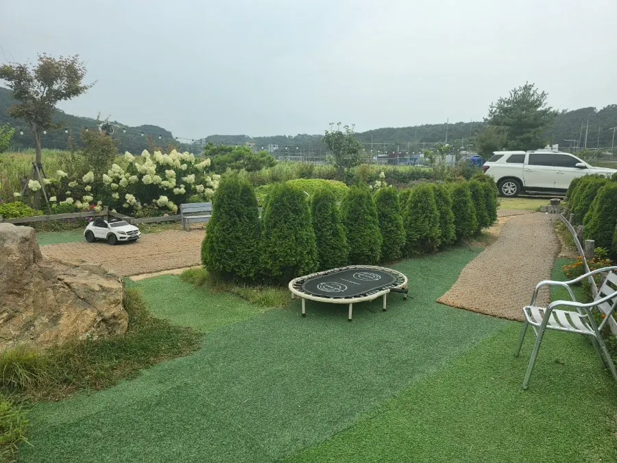 Parking space in front of Haesanggung