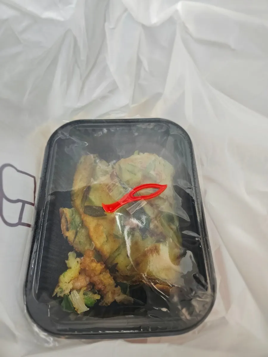 Leftover food packed up to take home