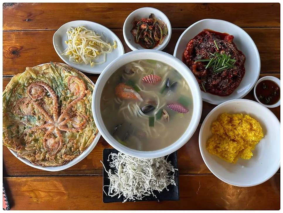해상궁 2인 한상 전체 상차림