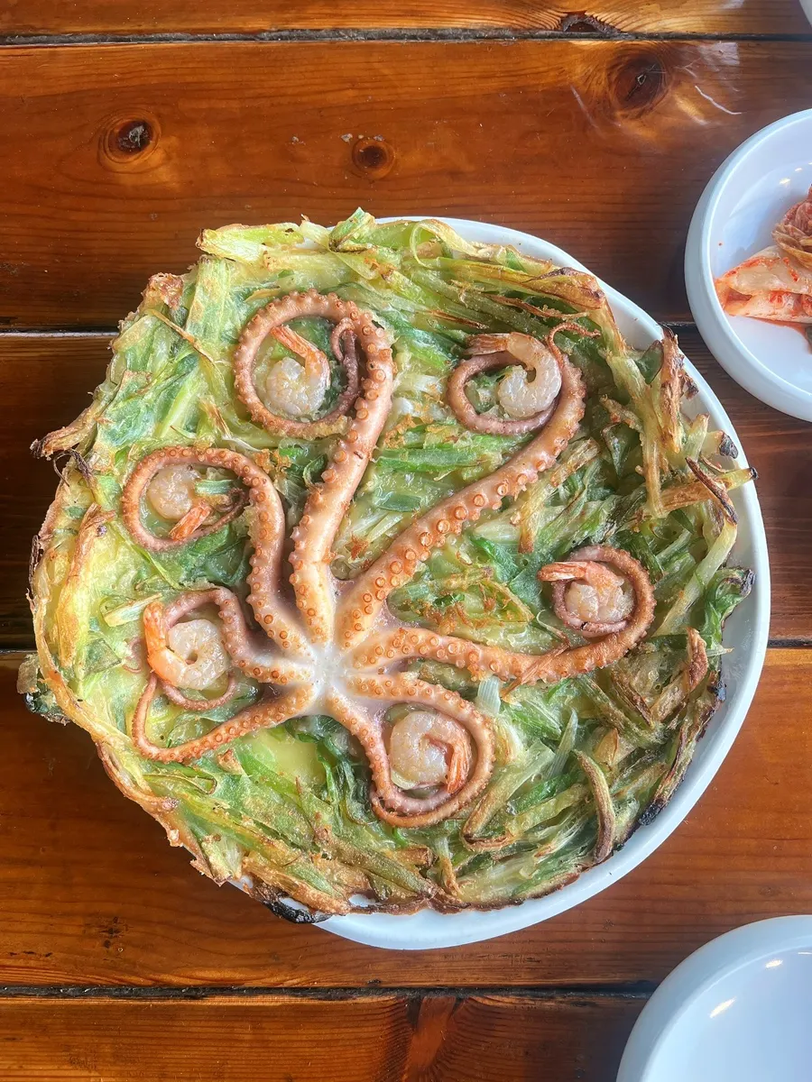 직접 담근 김치가 포함된 해상궁 밑반찬
