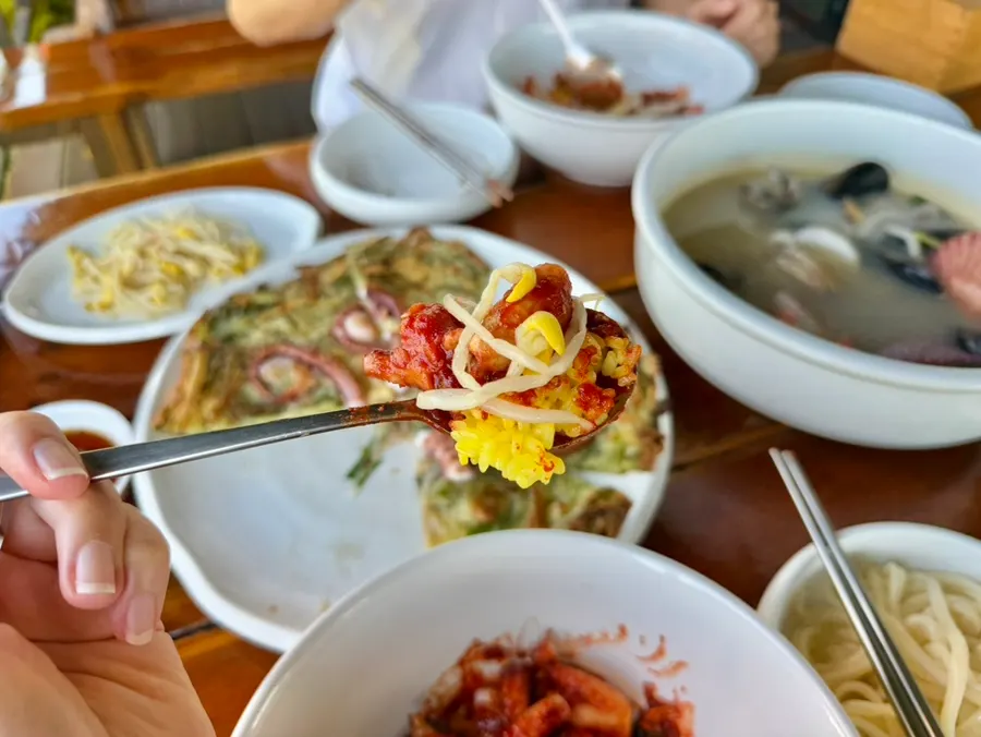통통한 낙지가 들어간 해상궁 낙지볶음
