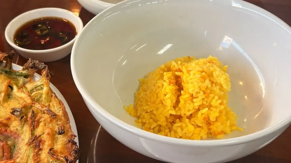 해물칼국수 국물과 면