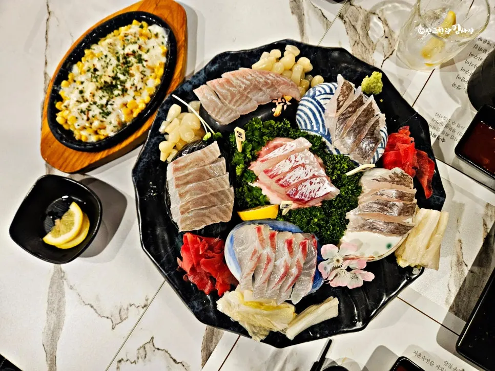 Grilled fish head and corn cheese