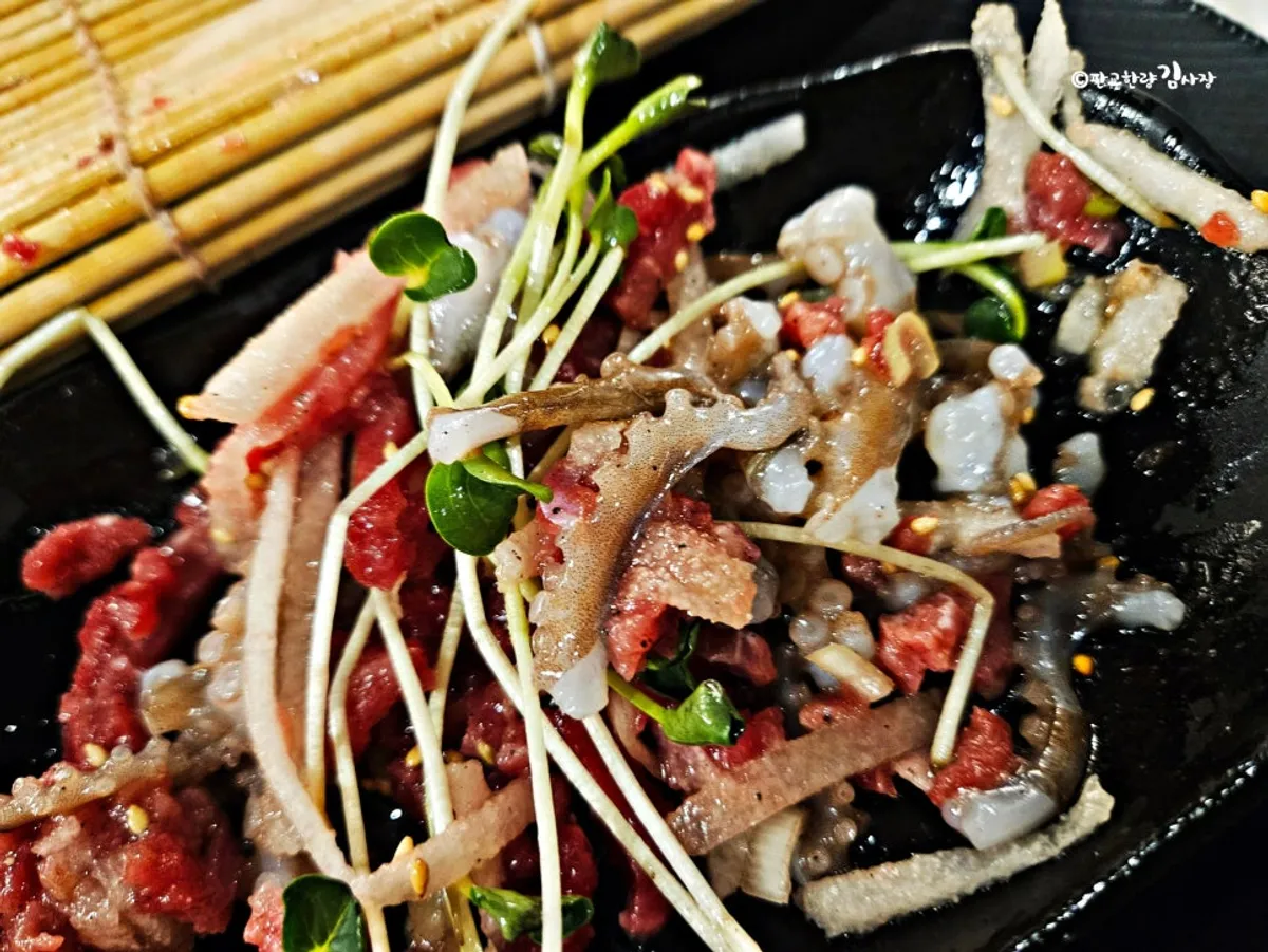 Aged sashimi wrapped in aged kimchi