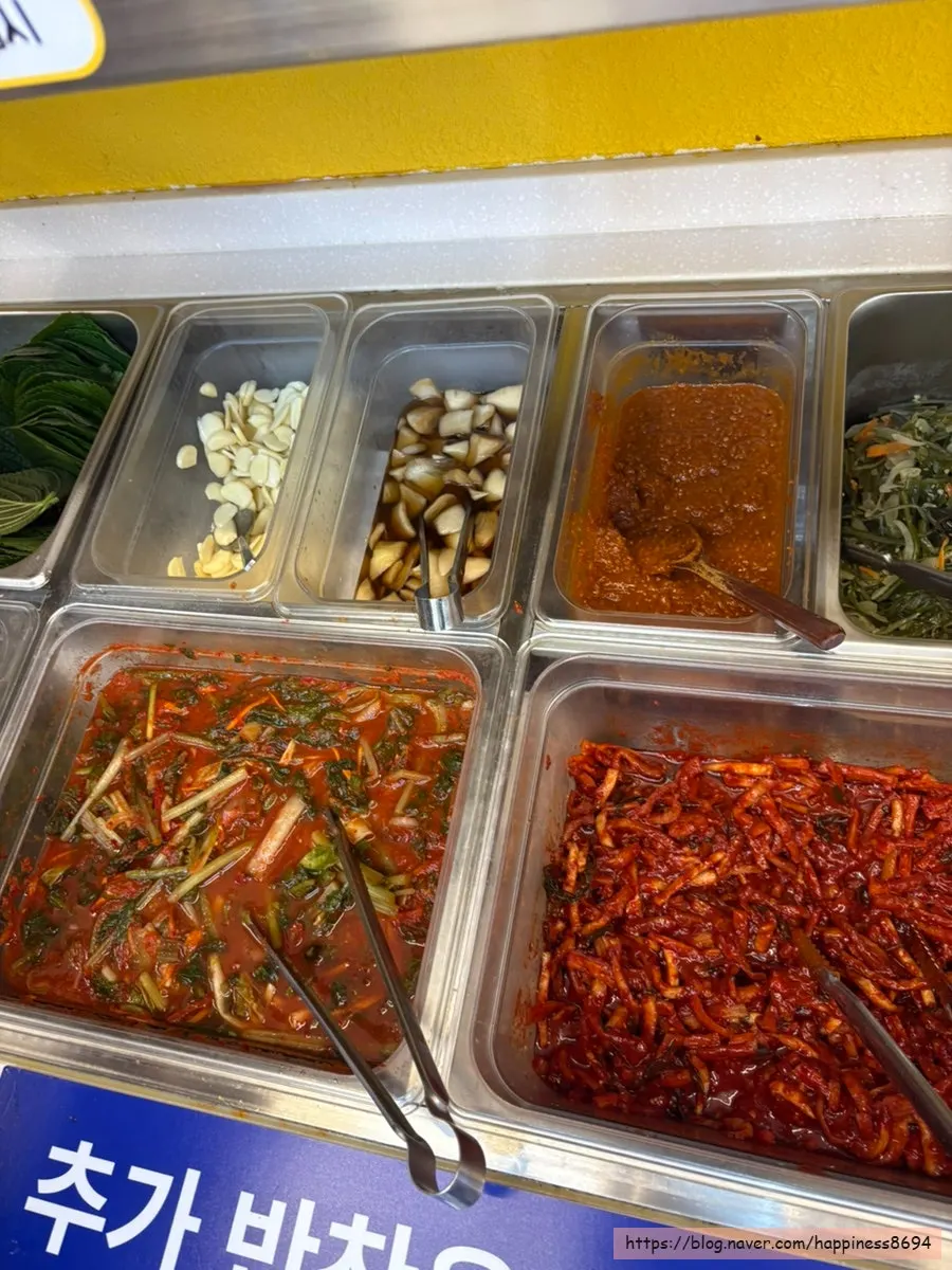 Unlimited-refill side dish containers