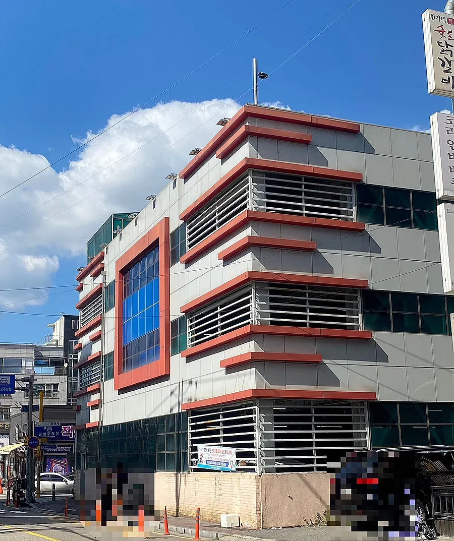 Jinan Public Parking Lot available for Haetan Hwaseong Byeongjeom customers
