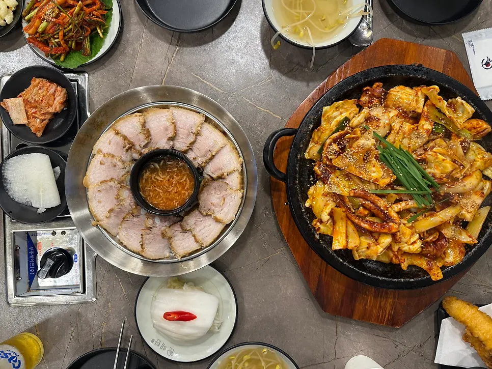The Haetan Combo Set spread at Haetan Seolleung Branch