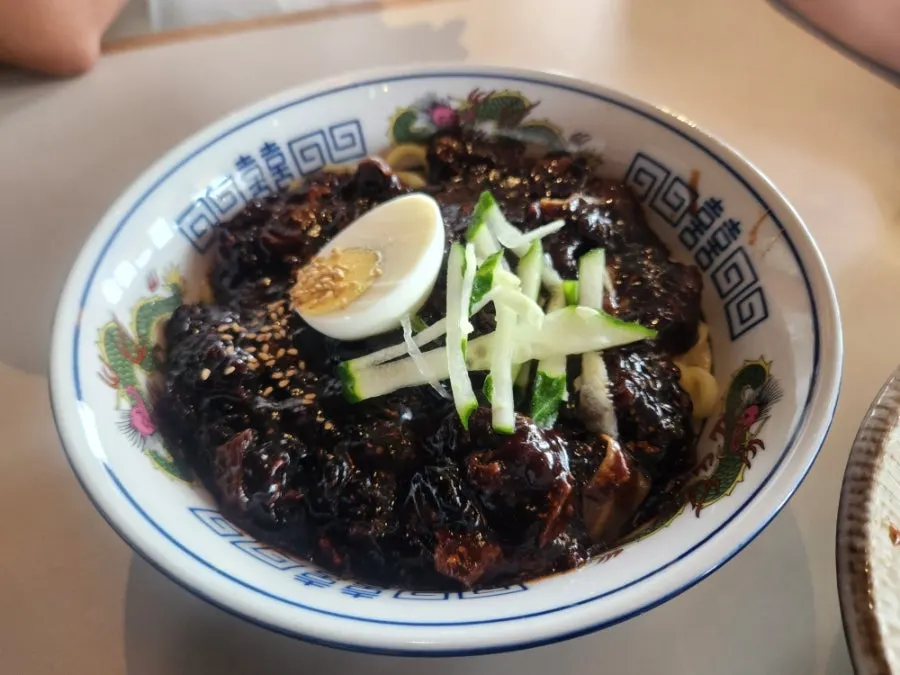 BUUK jajangmyeon and ordered Chinese dishes