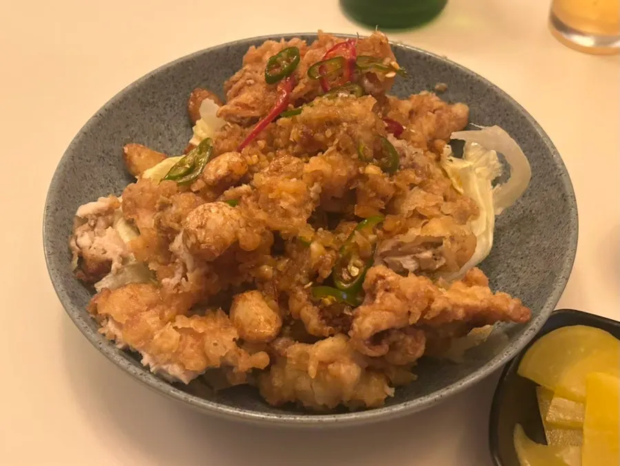 Whole-garlic yuringi fried right after ordering