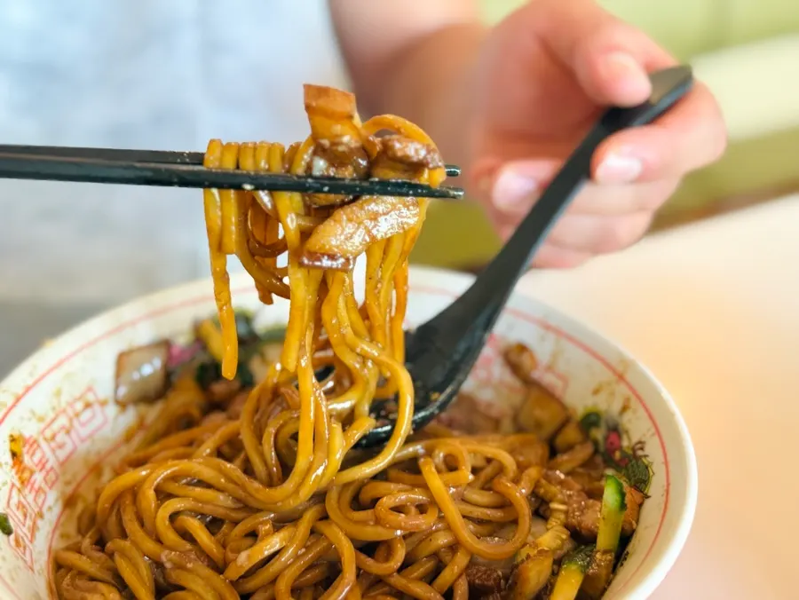 달맞이길 중식당 부엌간 차이니즈 건물 전경