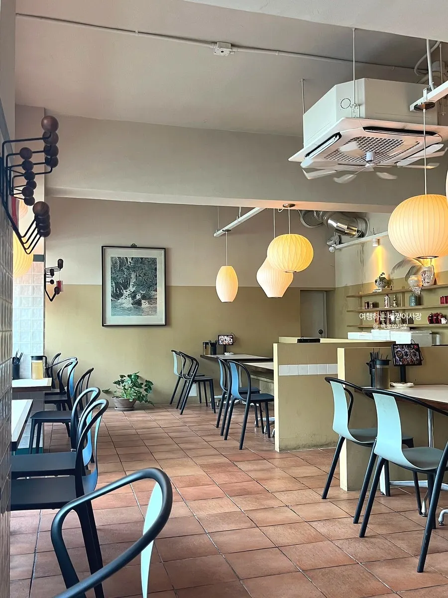 Dining hall interior of Bueokgan Chinese Haeundae Branch