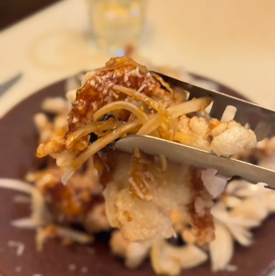 Black-vinegar tangsuyuk with sweet-tangy sauce