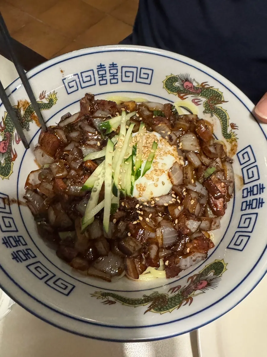 Jjamppong and ganjjajang at Bueokgan Chinese Haeundae Branch