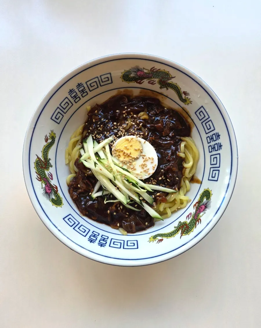 Colorful Chinese dish presentation