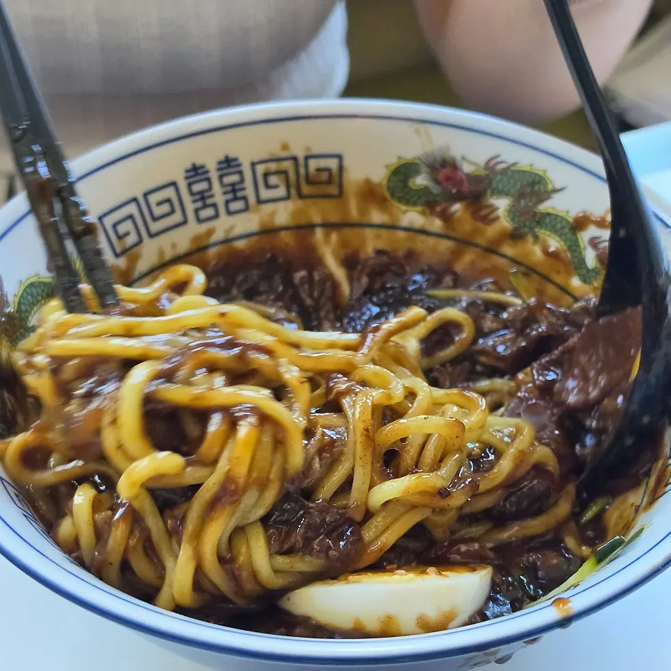 Bueok jjajangmyeon with mild, non-overpowering sauce