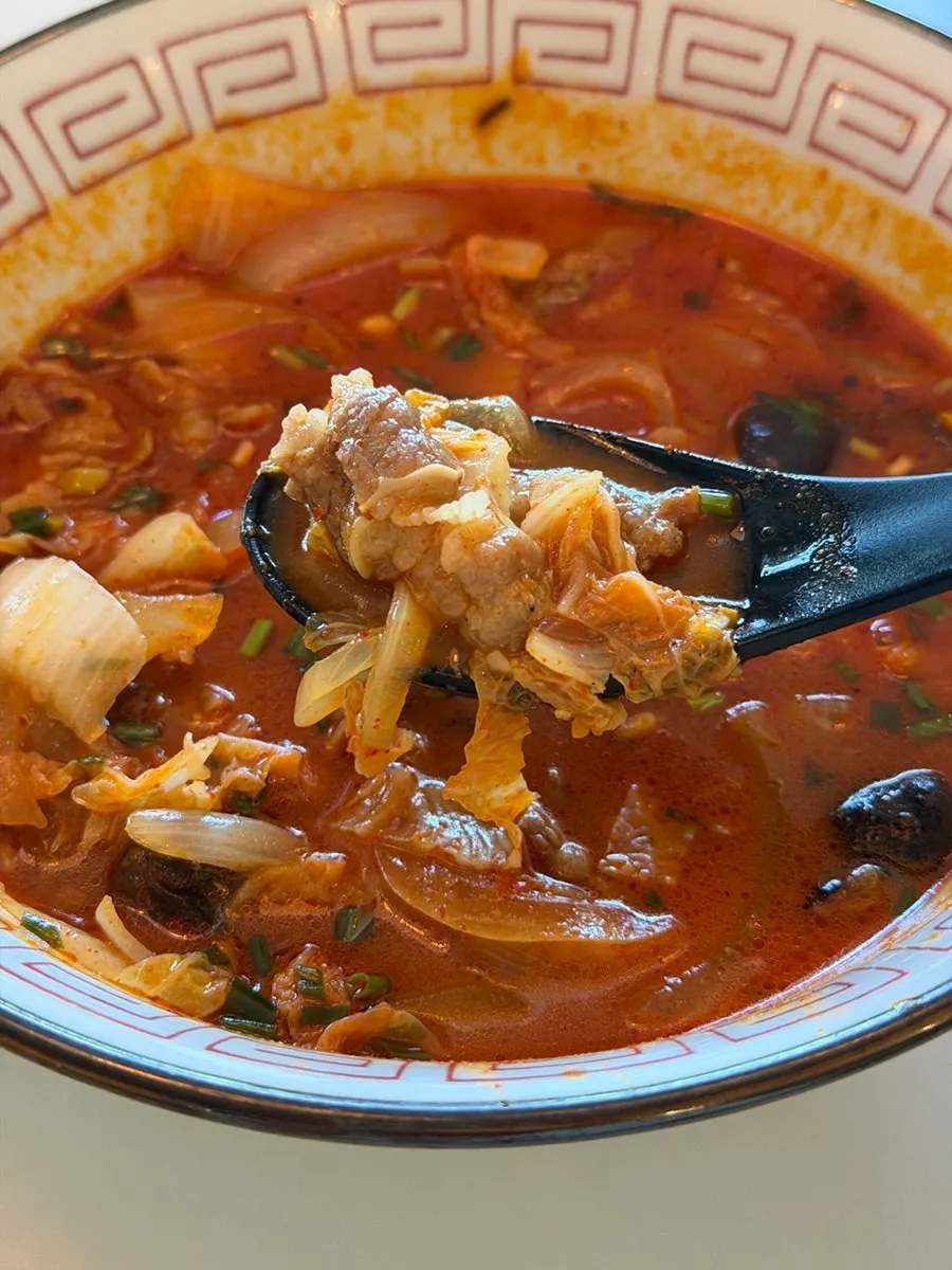 Jjamppong broth packed with beef belly