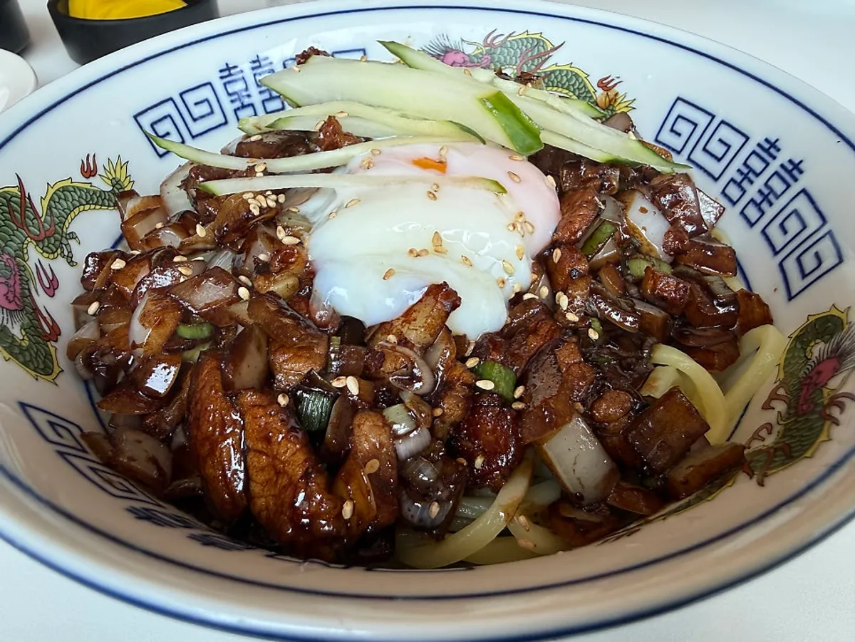Exterior of Bueokgan Chinese Haeundae Branch, a Chinese restaurant on Dalmaji-gil in Haeundae