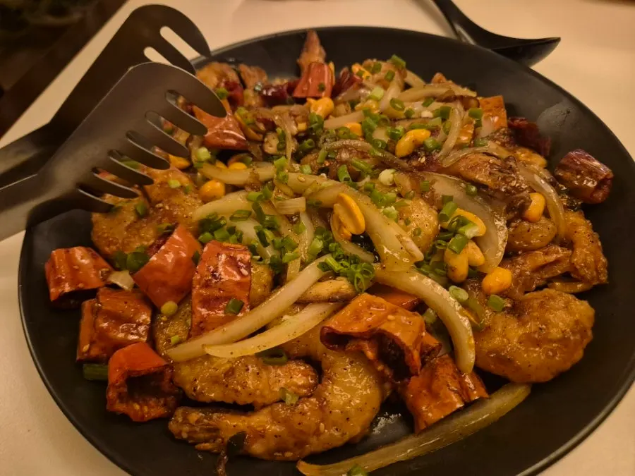 A plate of kkanpung shrimp