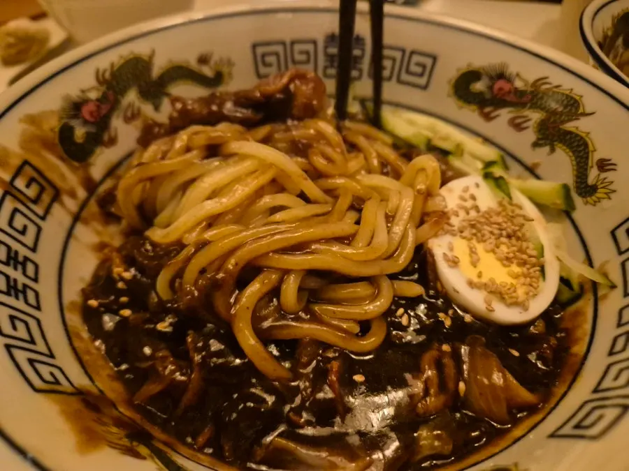 Regular jjajangmyeon topped with jjajang sauce
